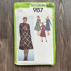Vintage 1970s Simplicity 9137 Sewing Pattern Womens Med Bias Midi Dress COMPLETE